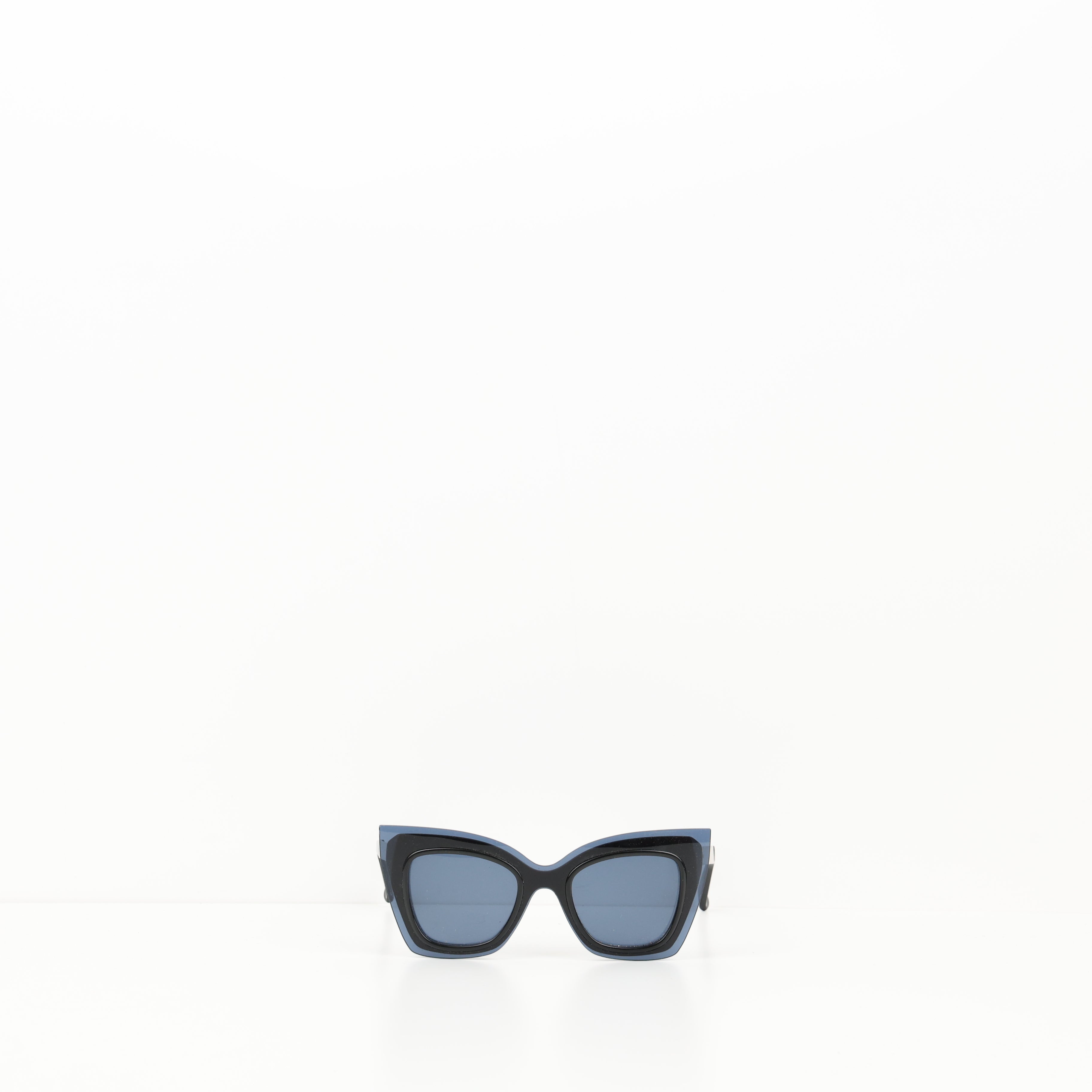 Sunglasses, UK Size One Size