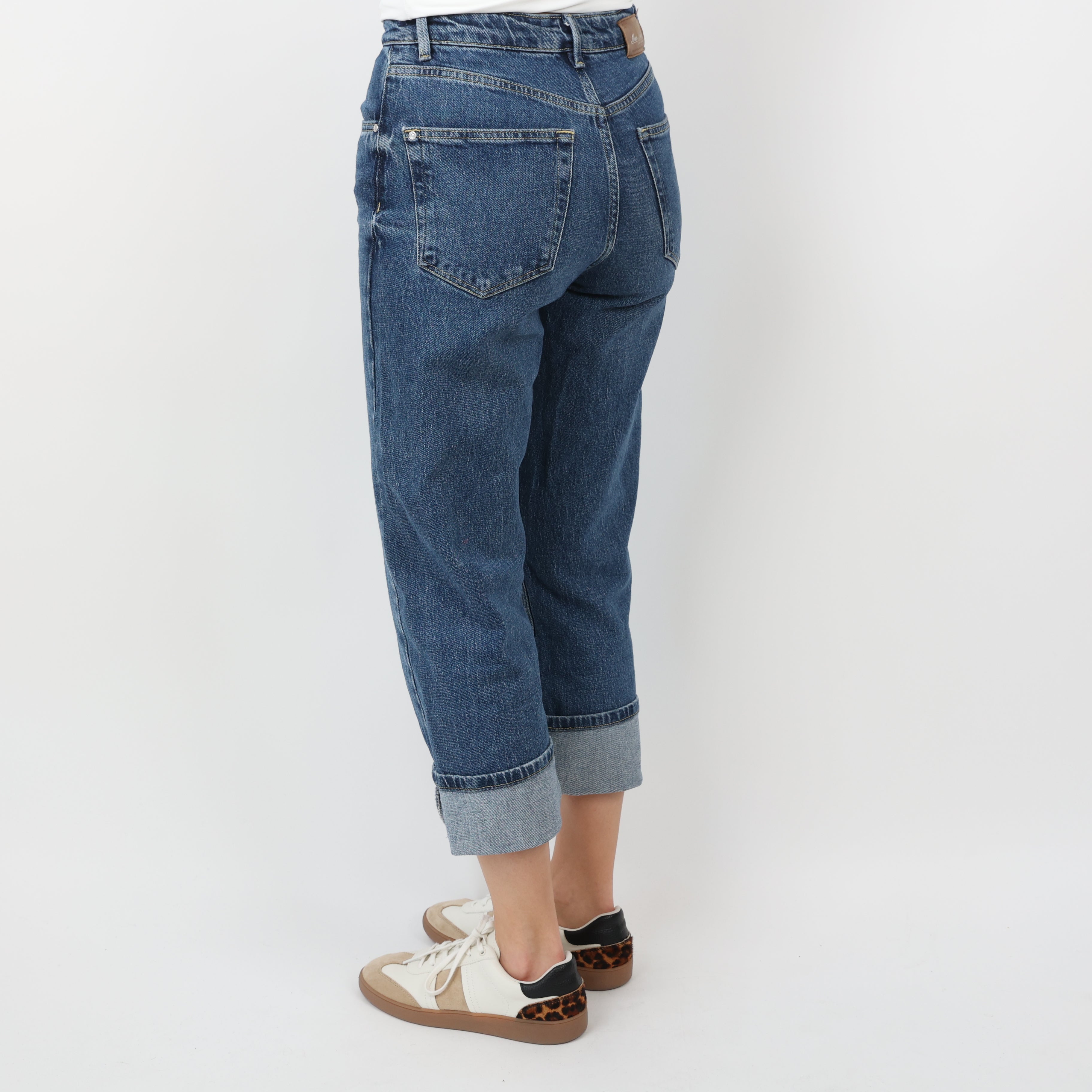 Jeans, Waist 25