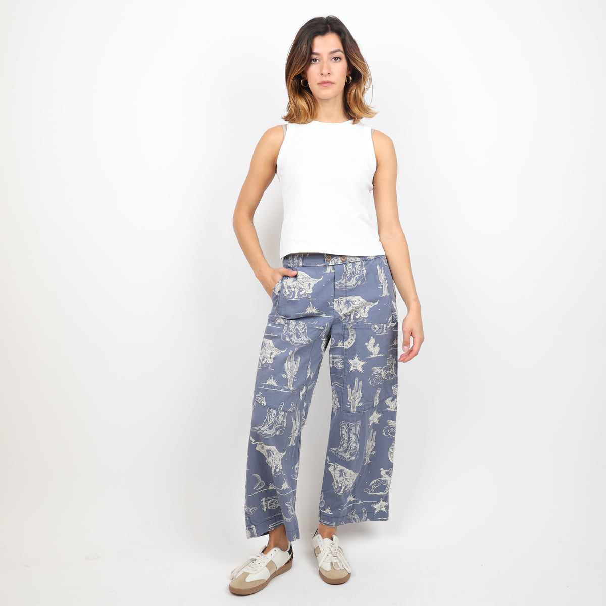 Trousers, UK Size 6