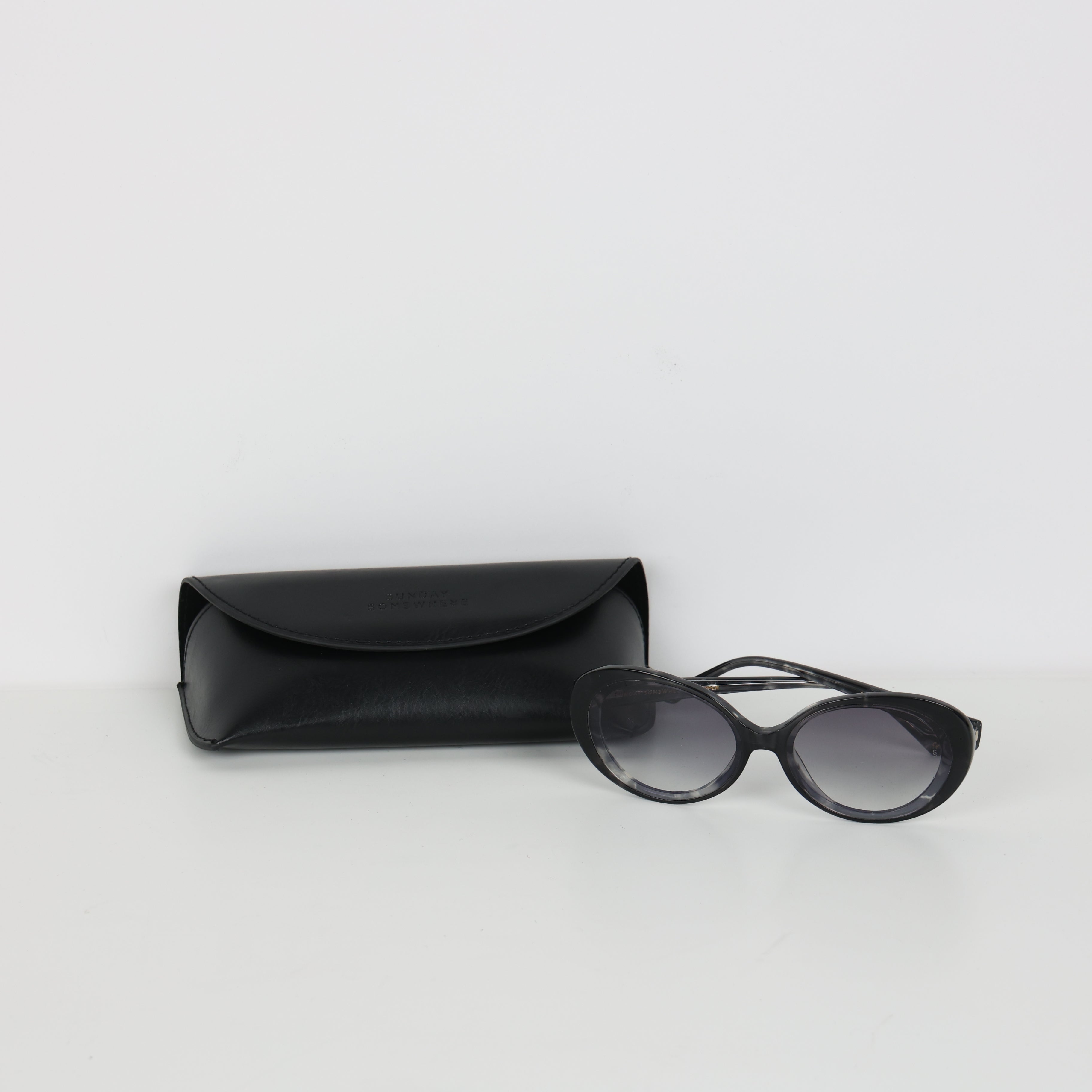 Sunglasses, UK Size One Size