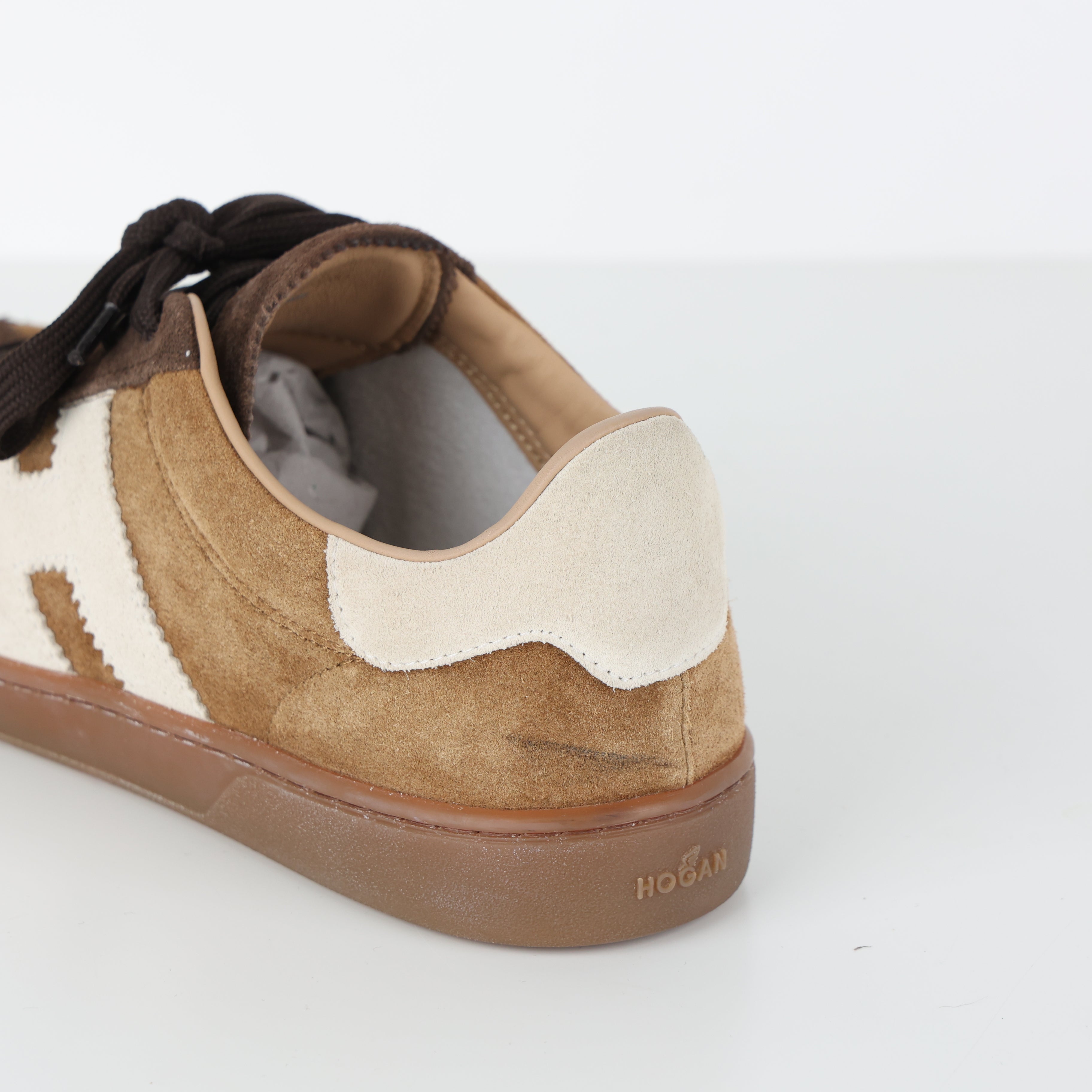 Trainers , Shoe Size 40