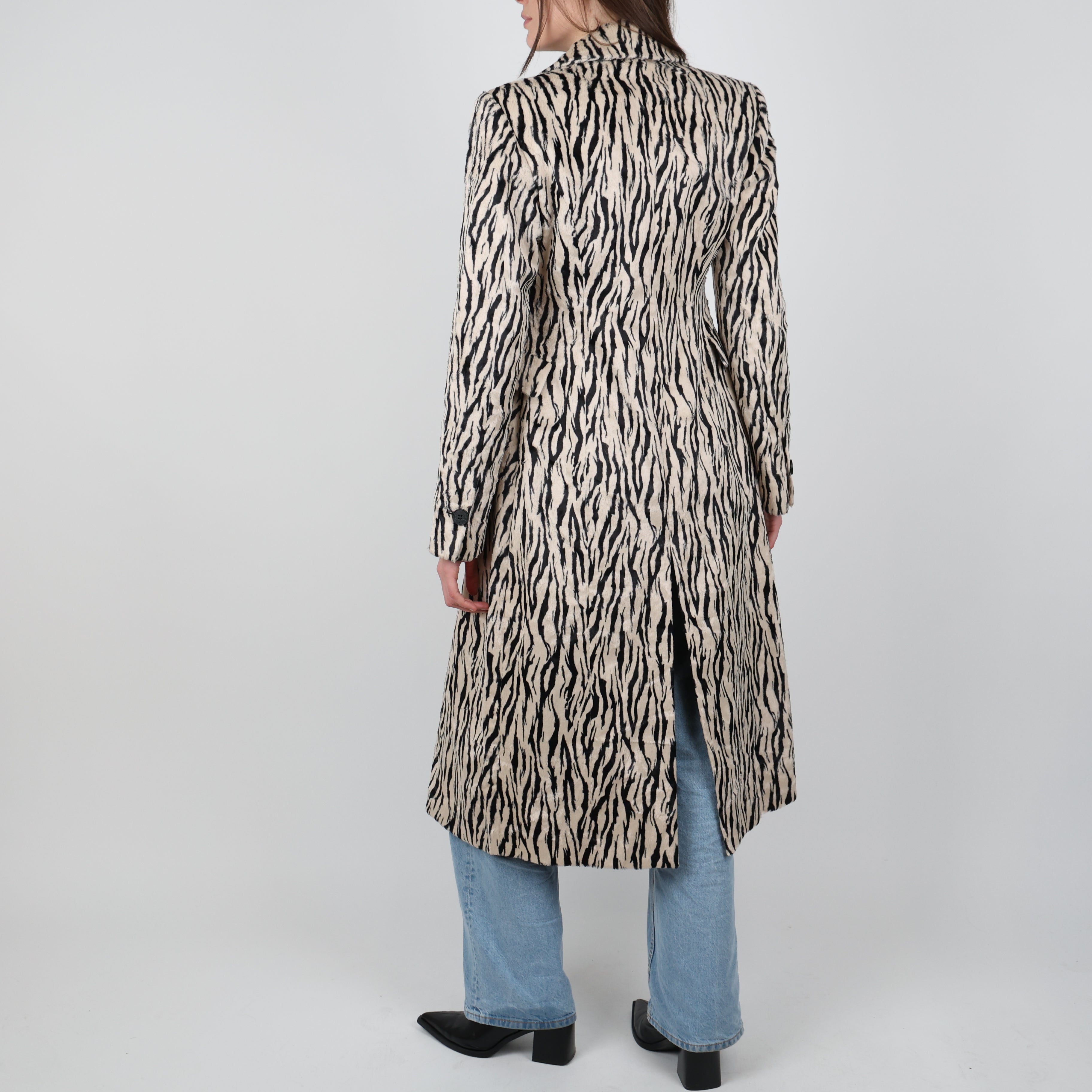 Coat, UK Size 6