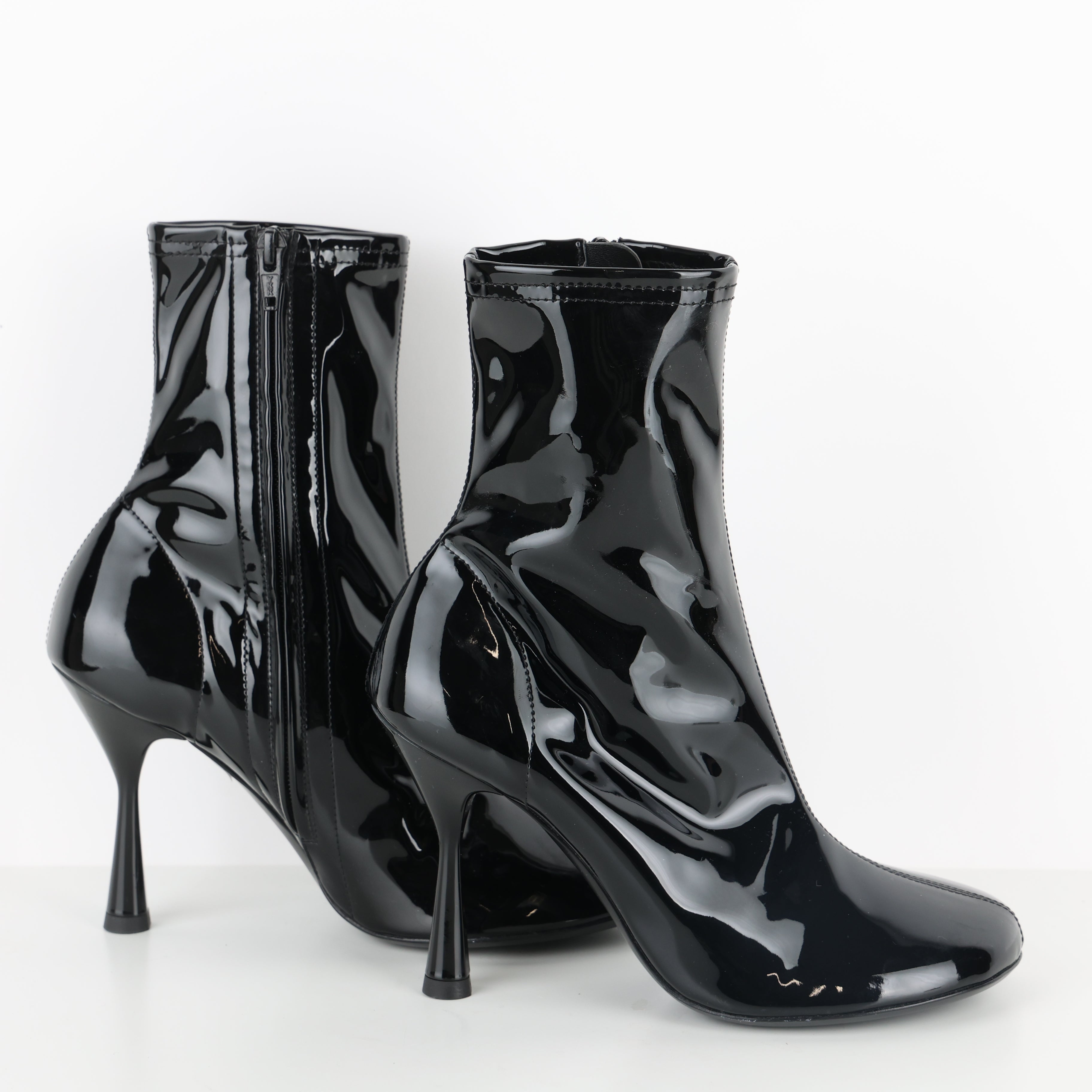 Boots , Shoe Size 38