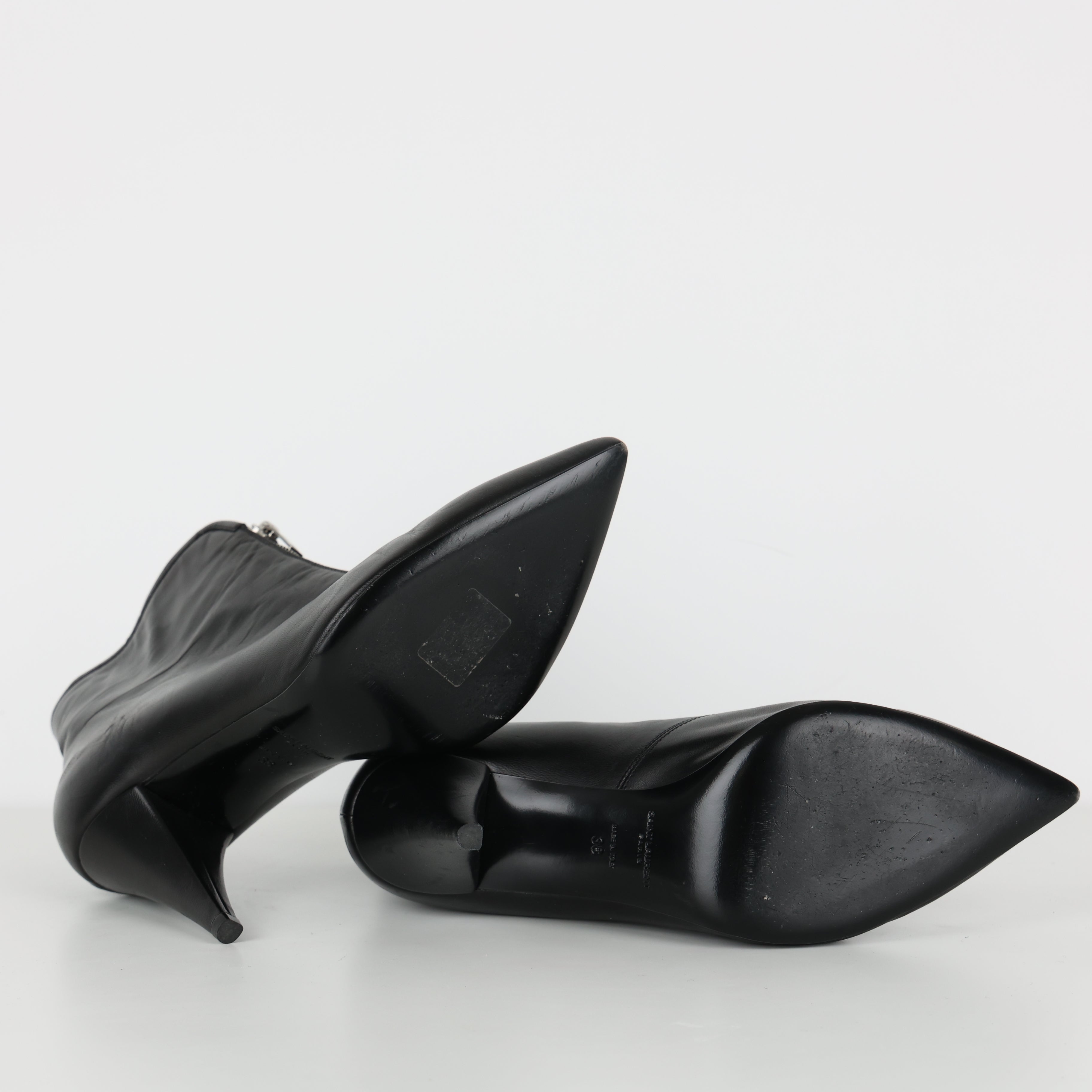 Boots , Shoe Size 38