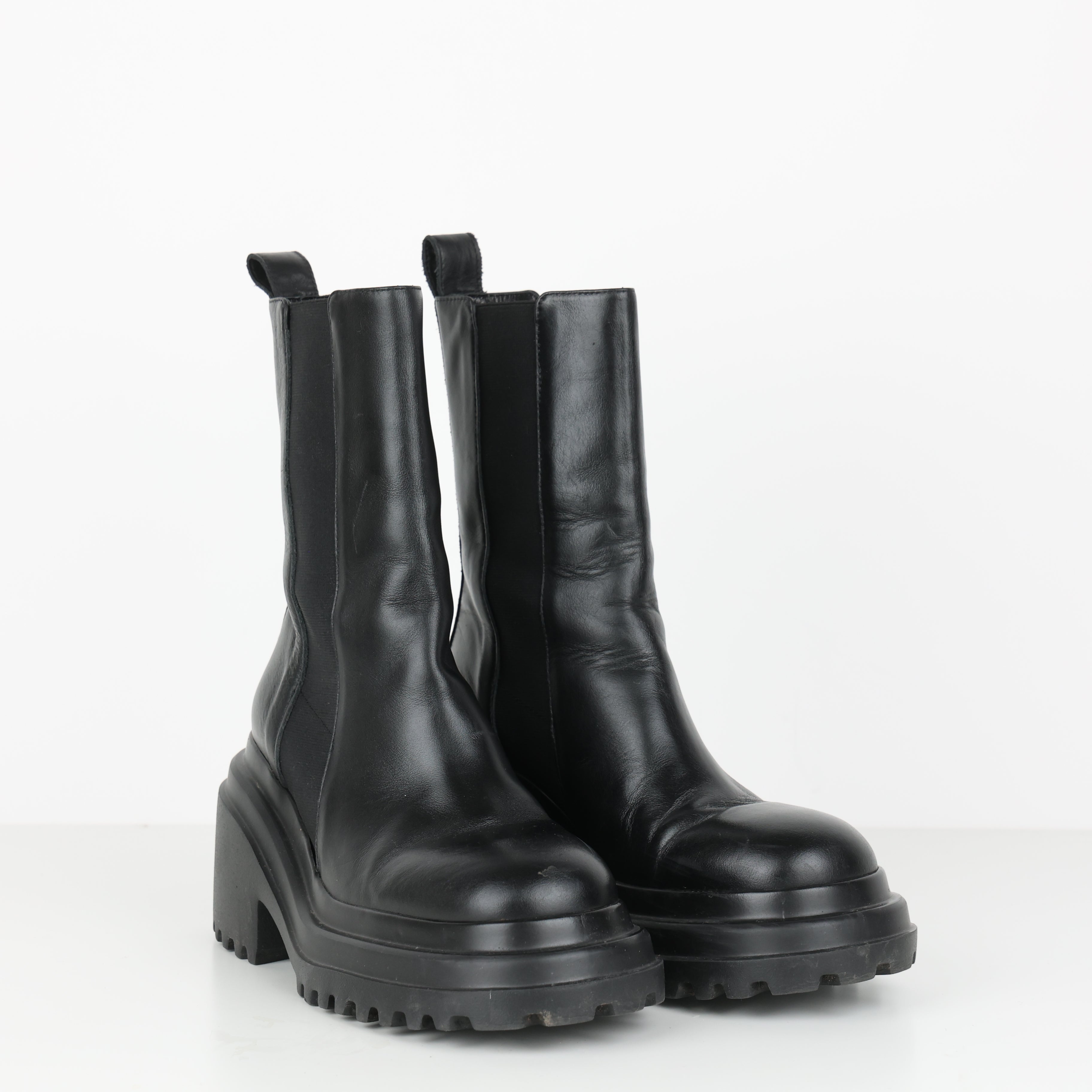 Boots, Shoe Size 37