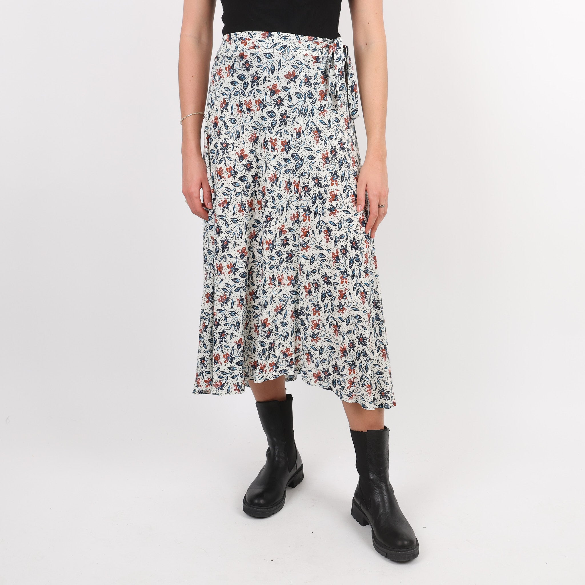 Skirt, UK Size 8