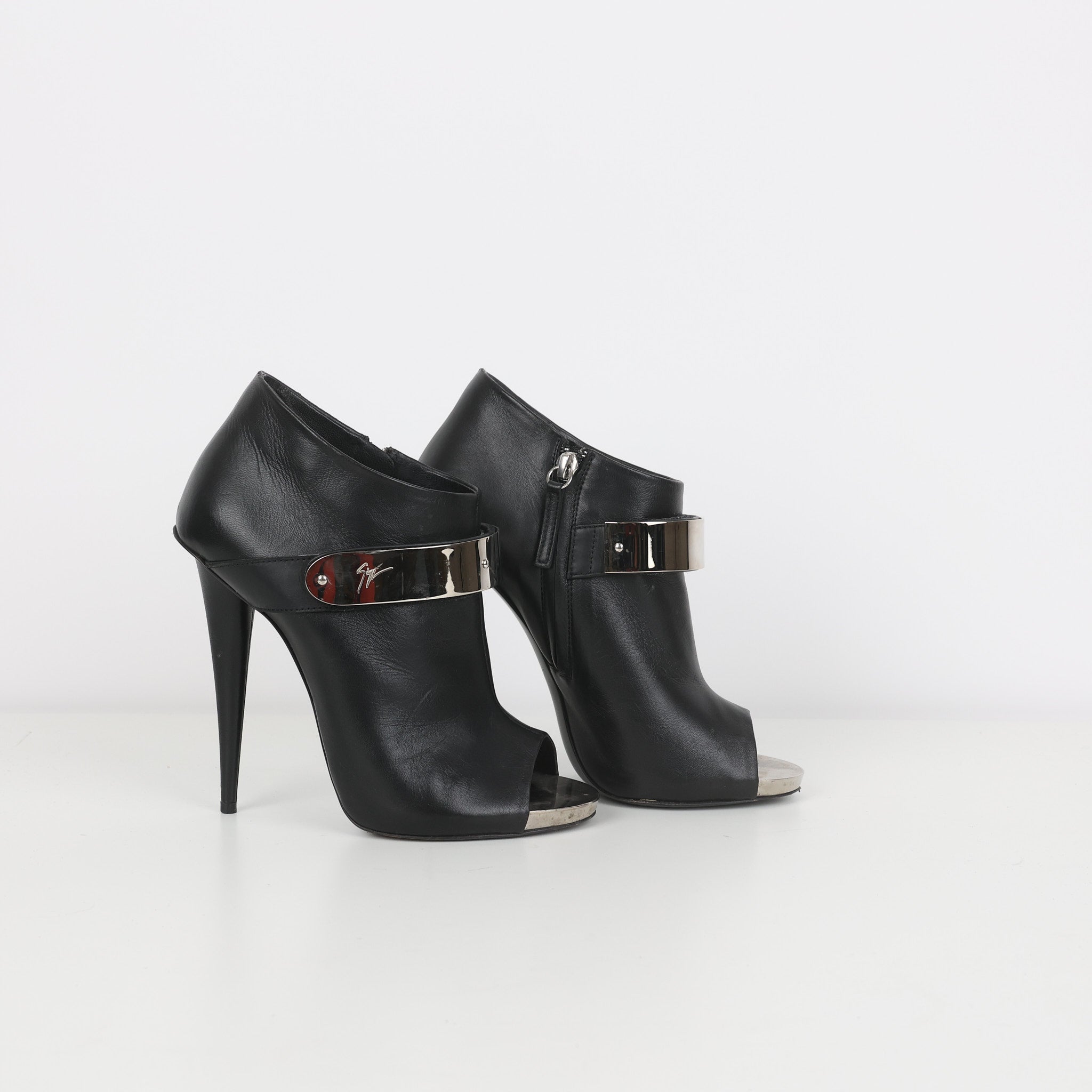 Shoes, Shoe Size 38