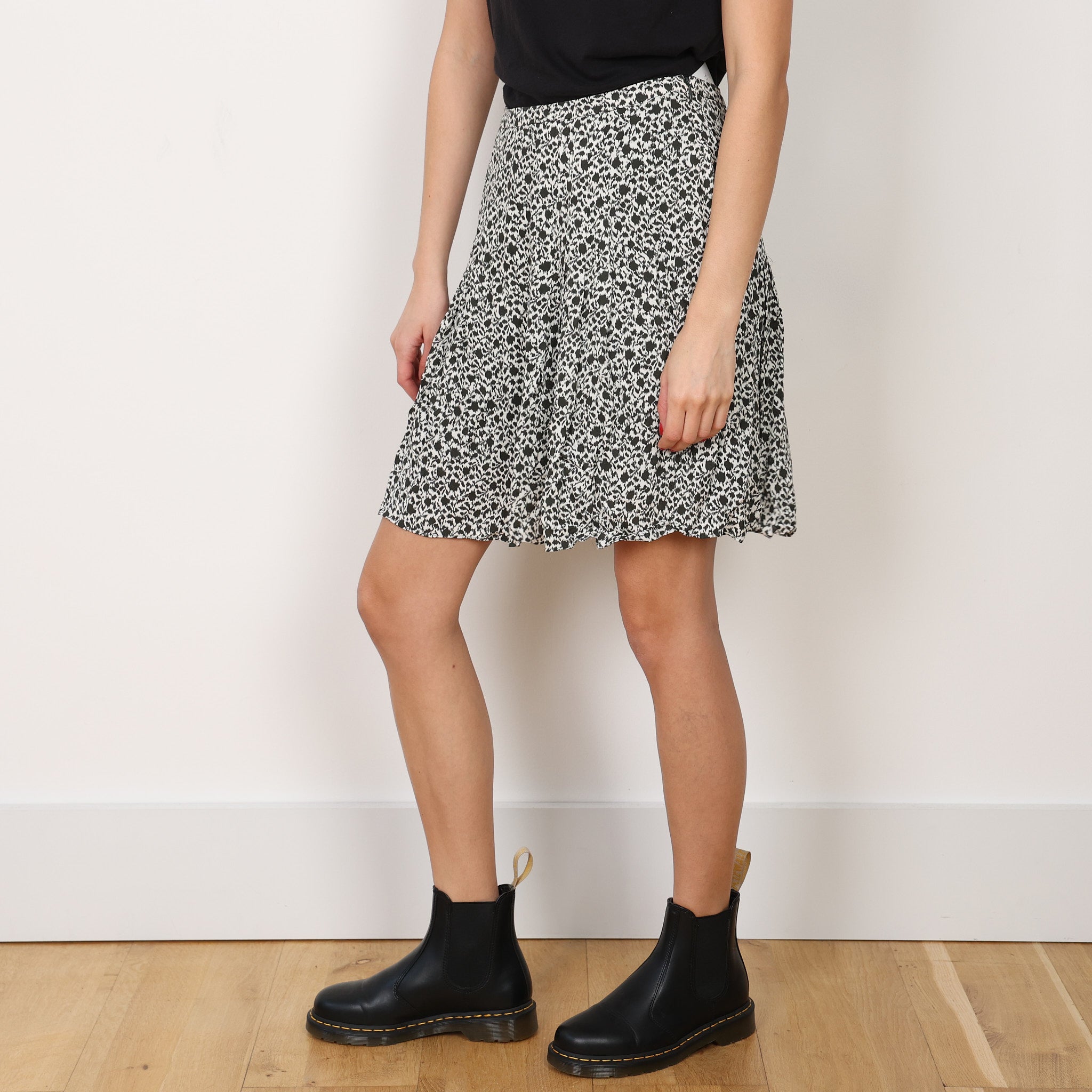 Skirt, UK Size 8