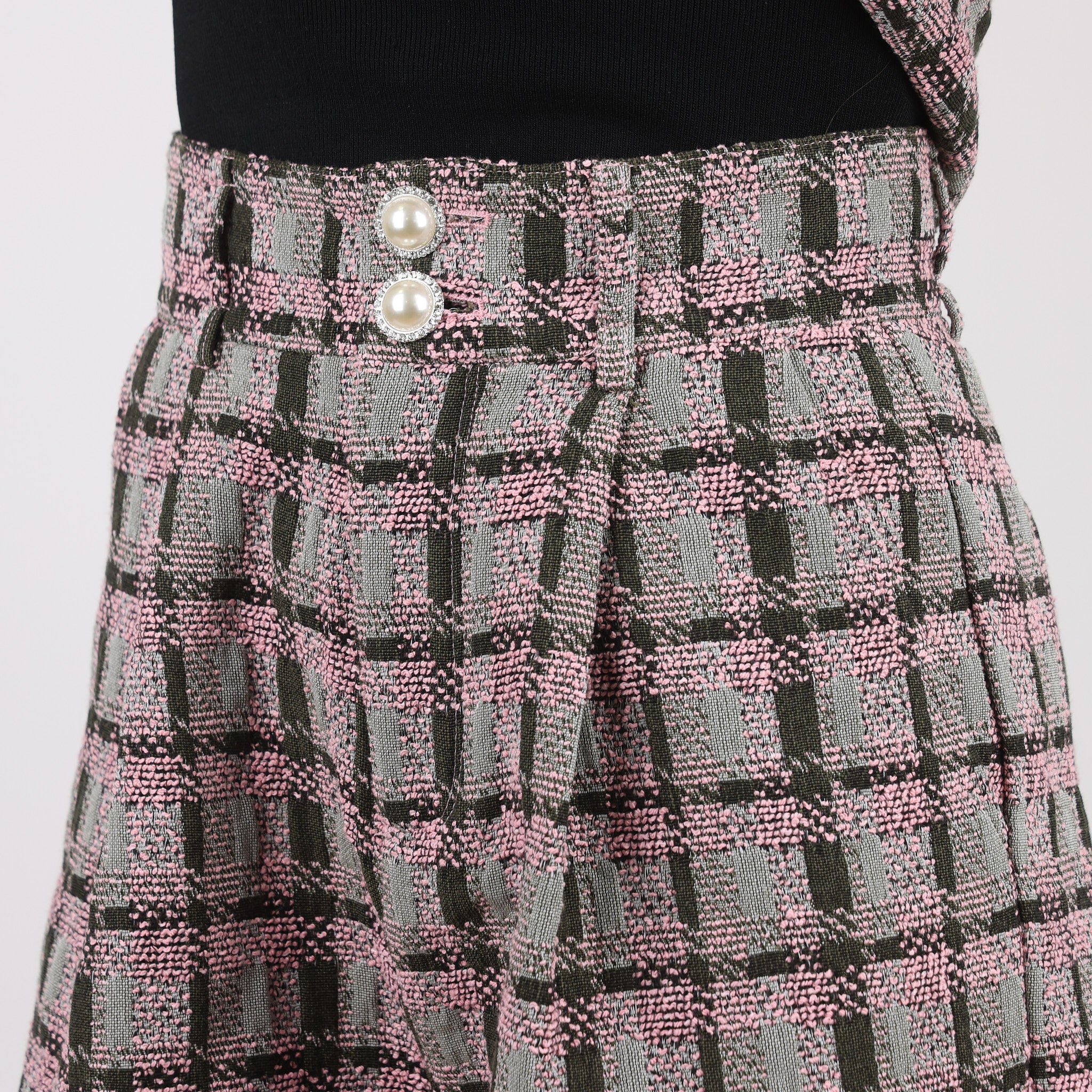 Shorts, UK Size 6