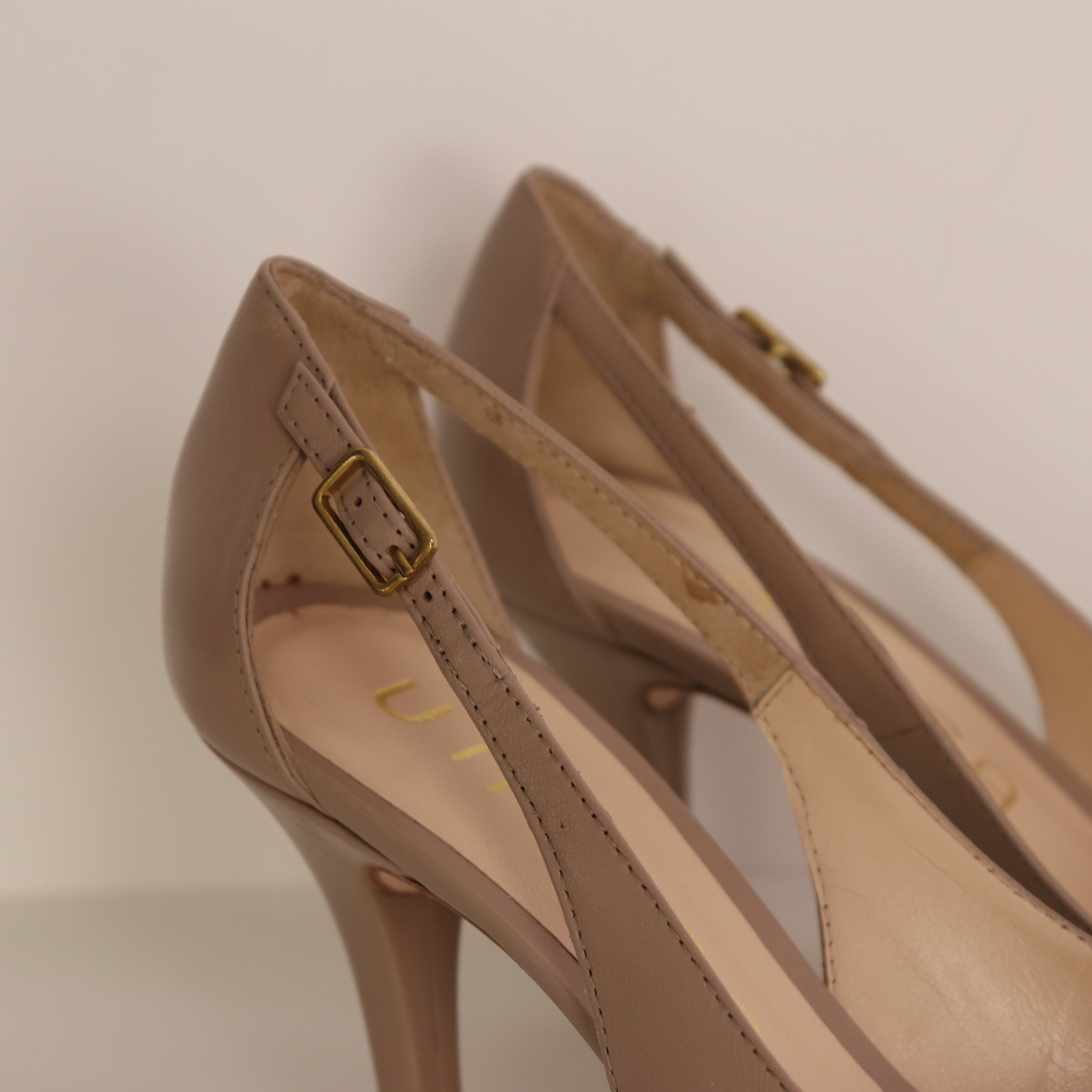 Shoes, 38