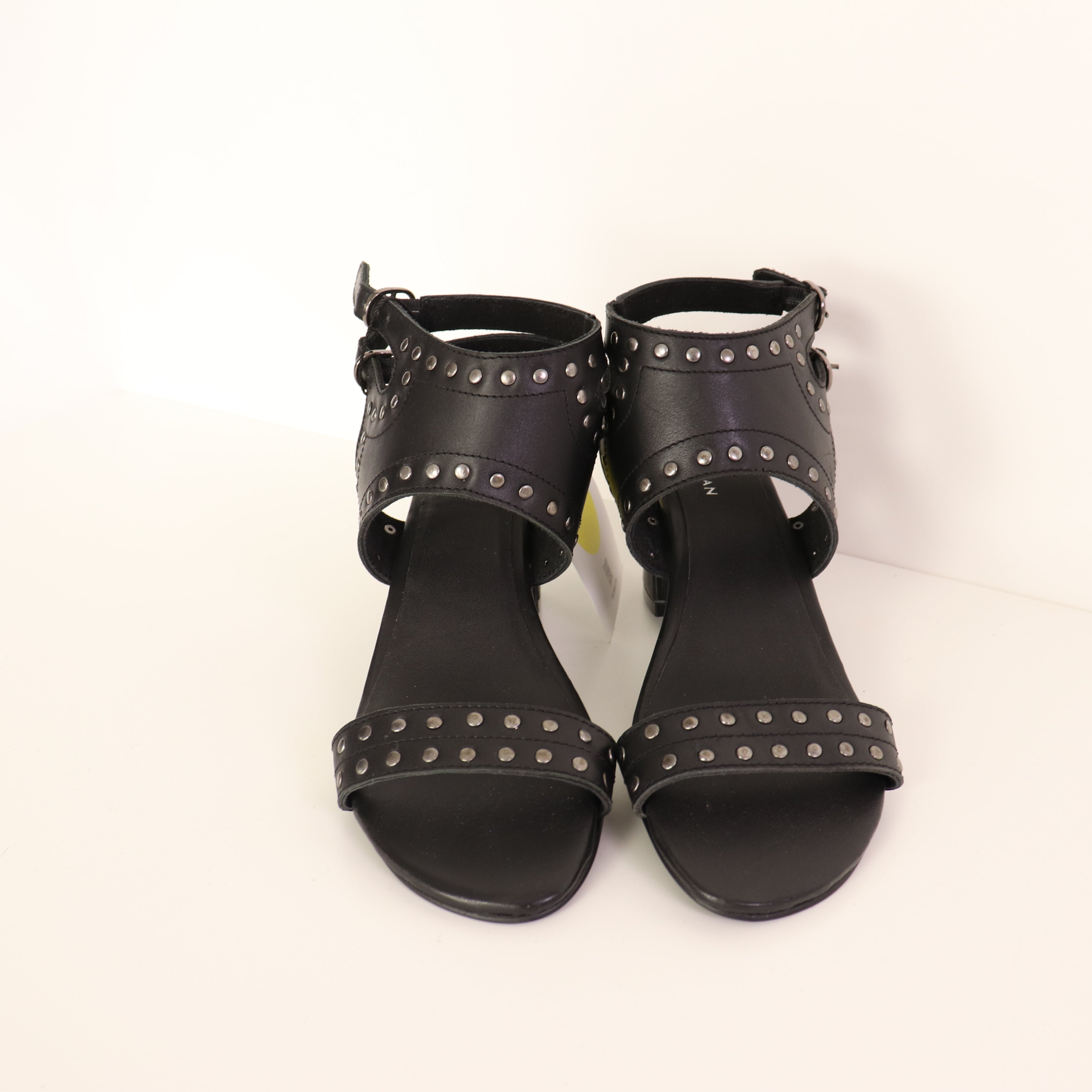 Shoes, 38
