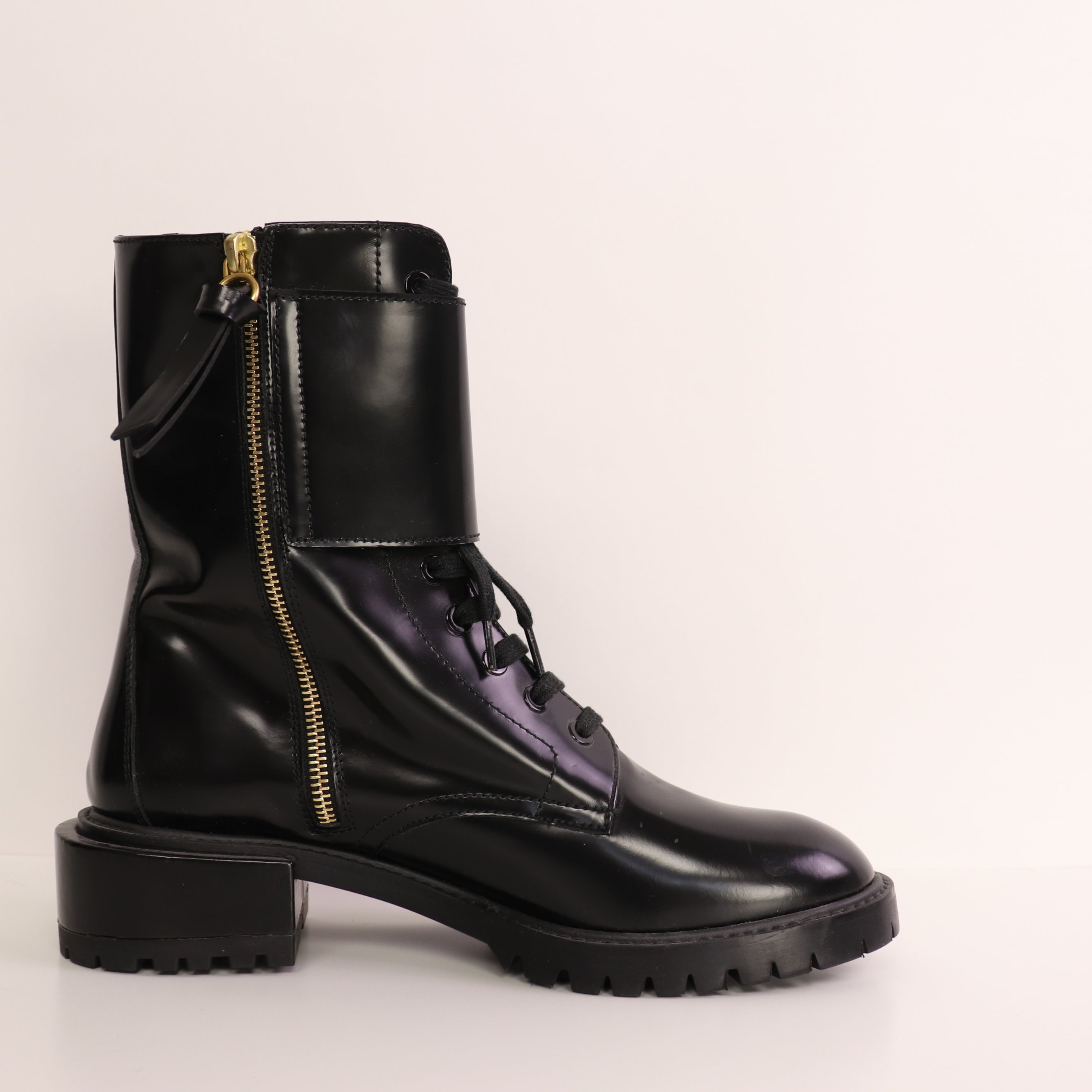 Shoes, Size 38.5