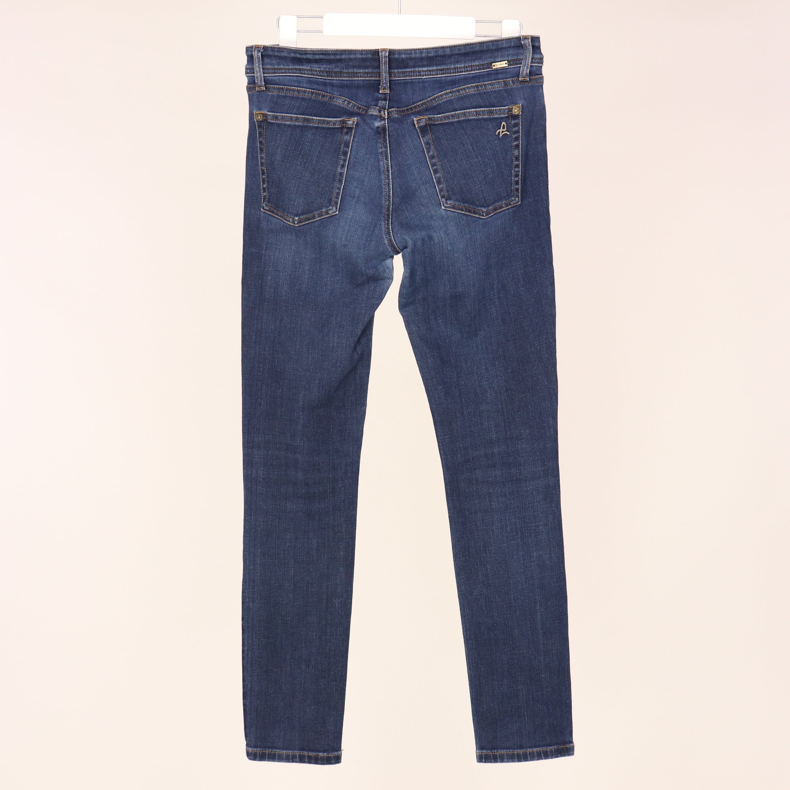 Jeans, Waist 28