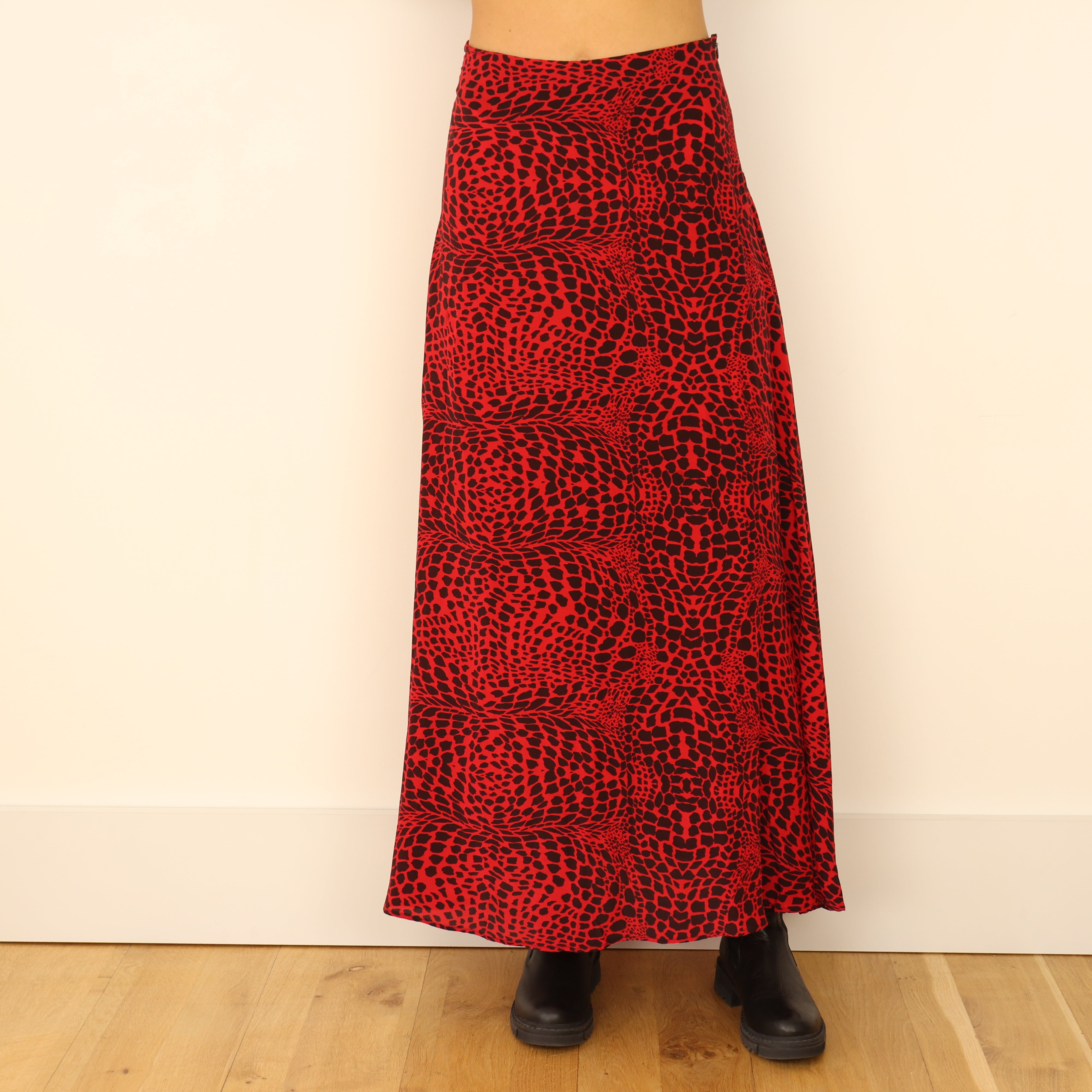 Skirt, UK Size 8