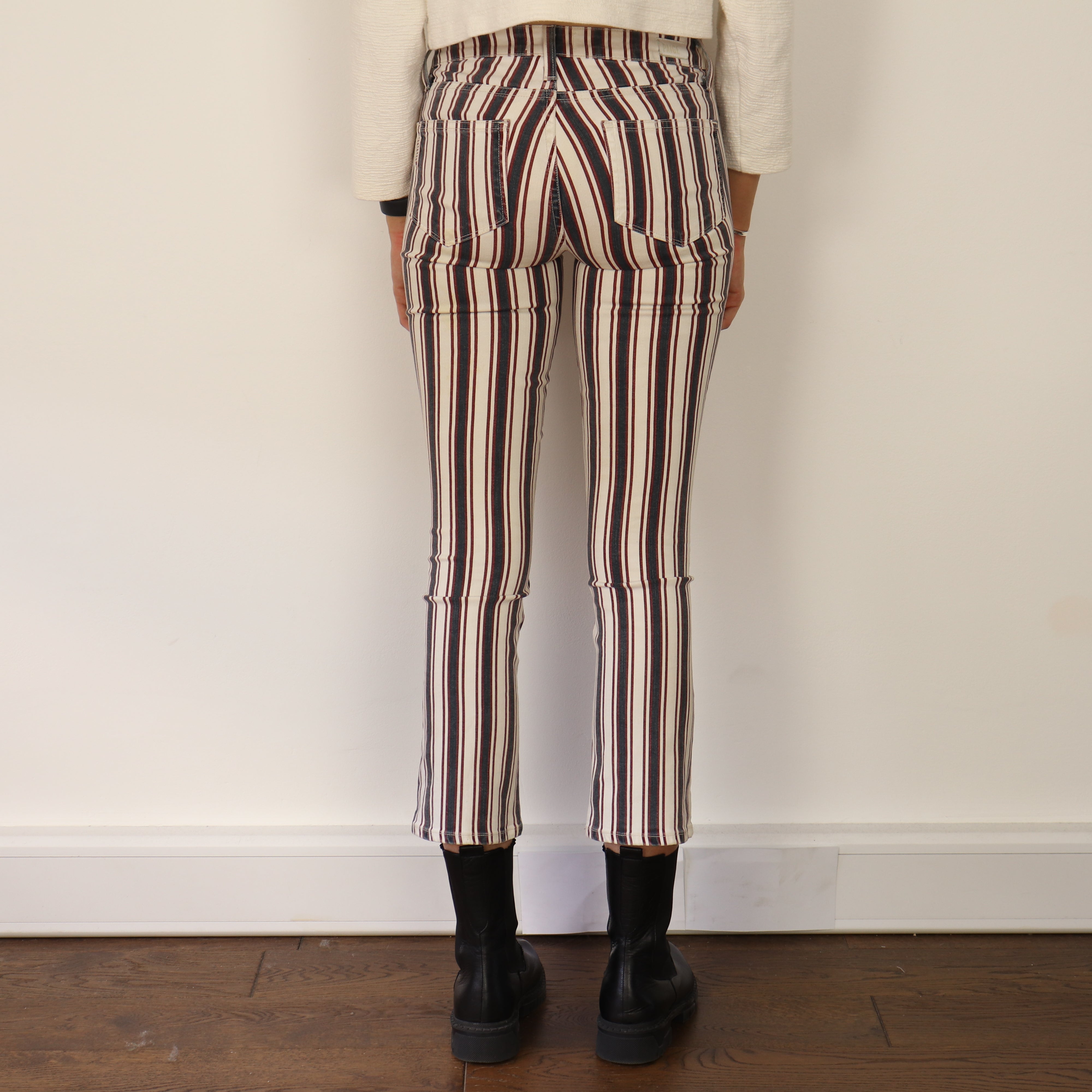 Jeans, Waist 26