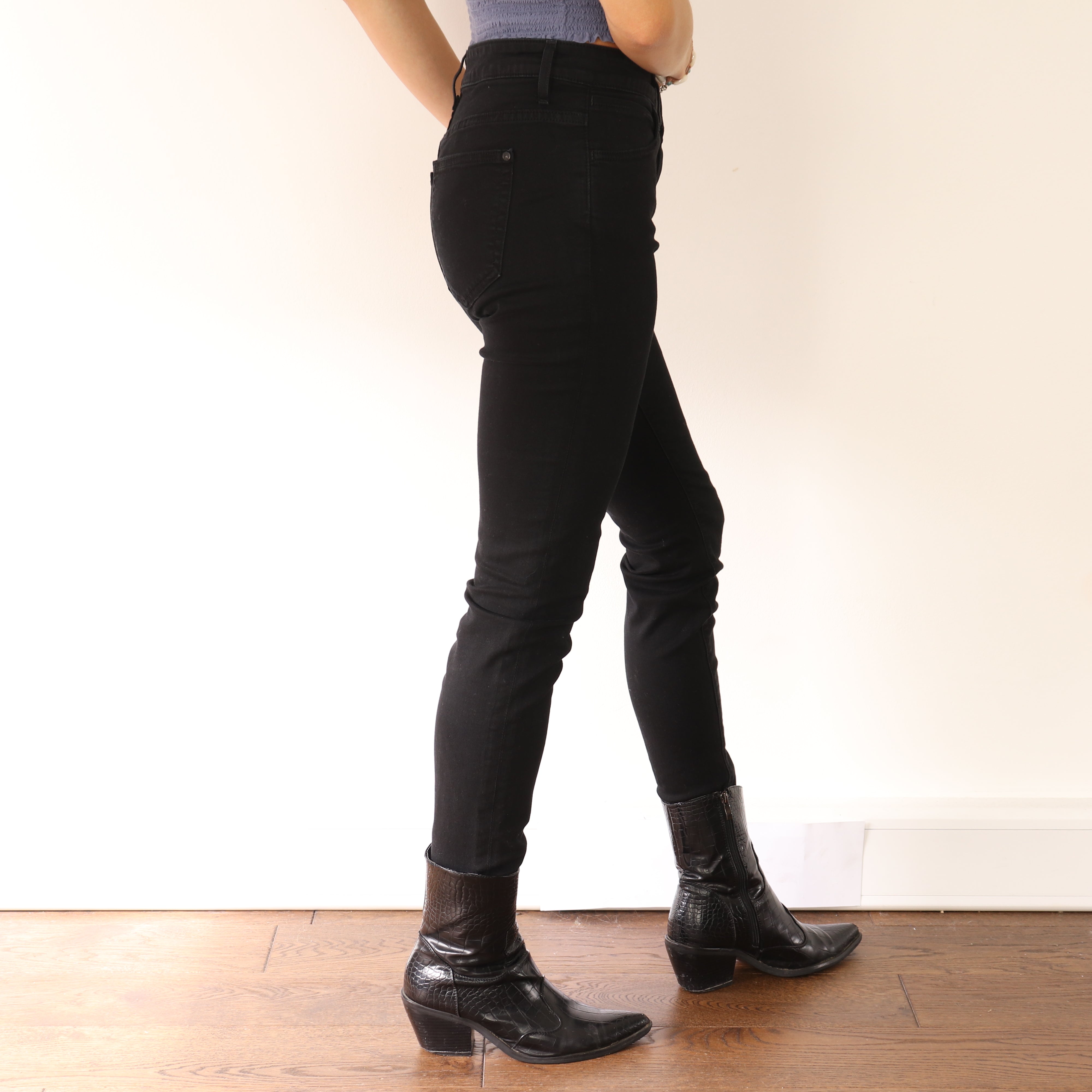 Jeans, Waist 28