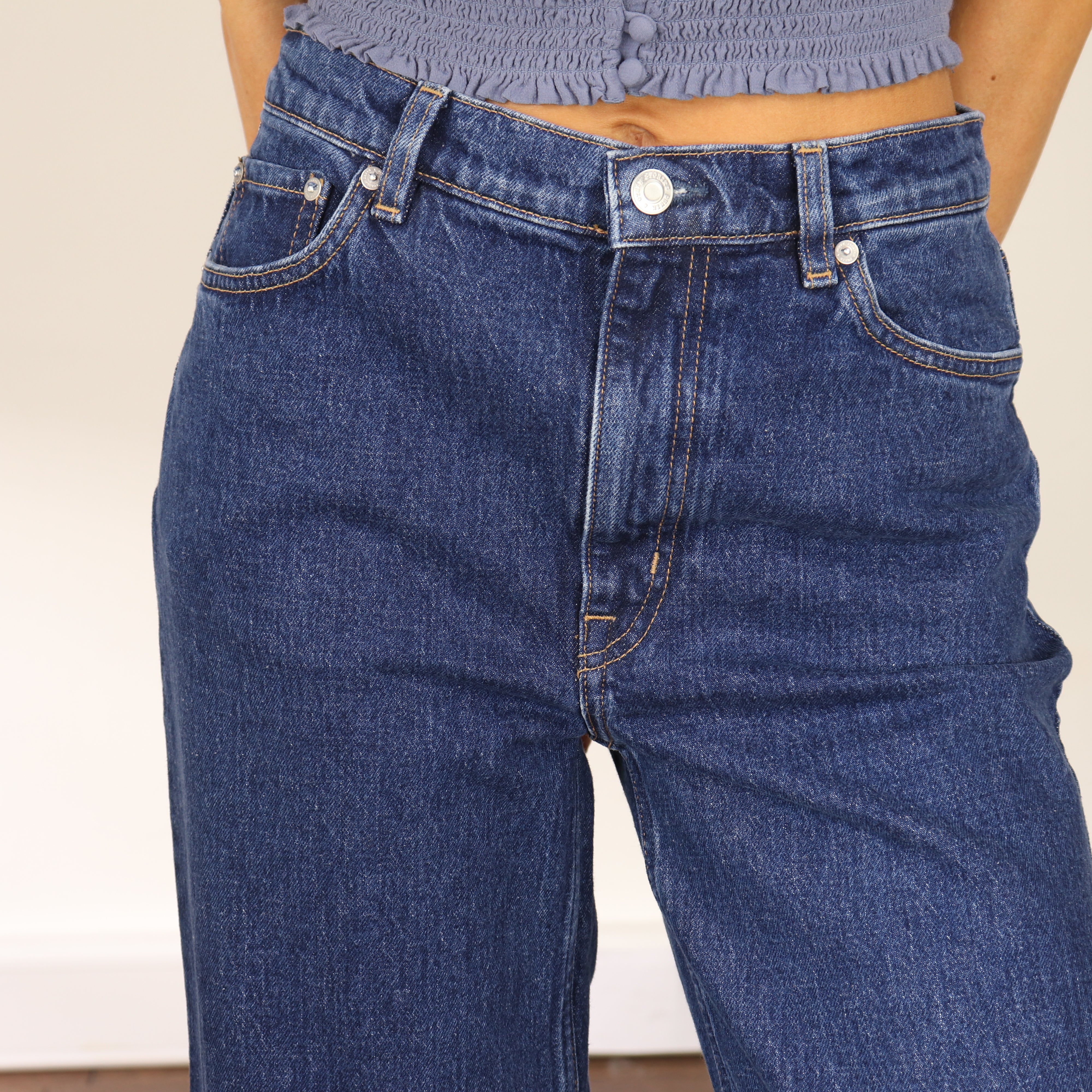 Jeans, Waist 28