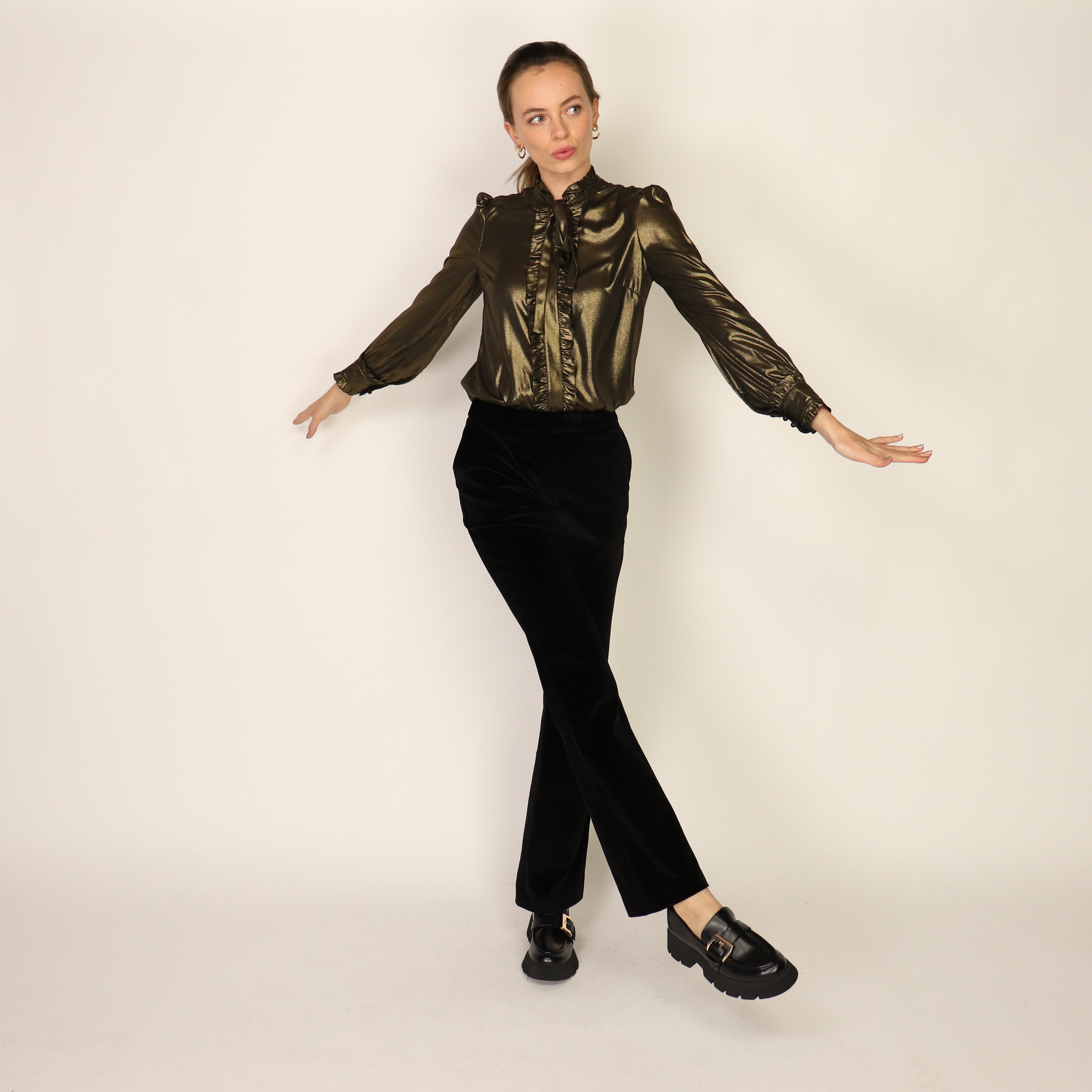 Trousers, UK Size 6