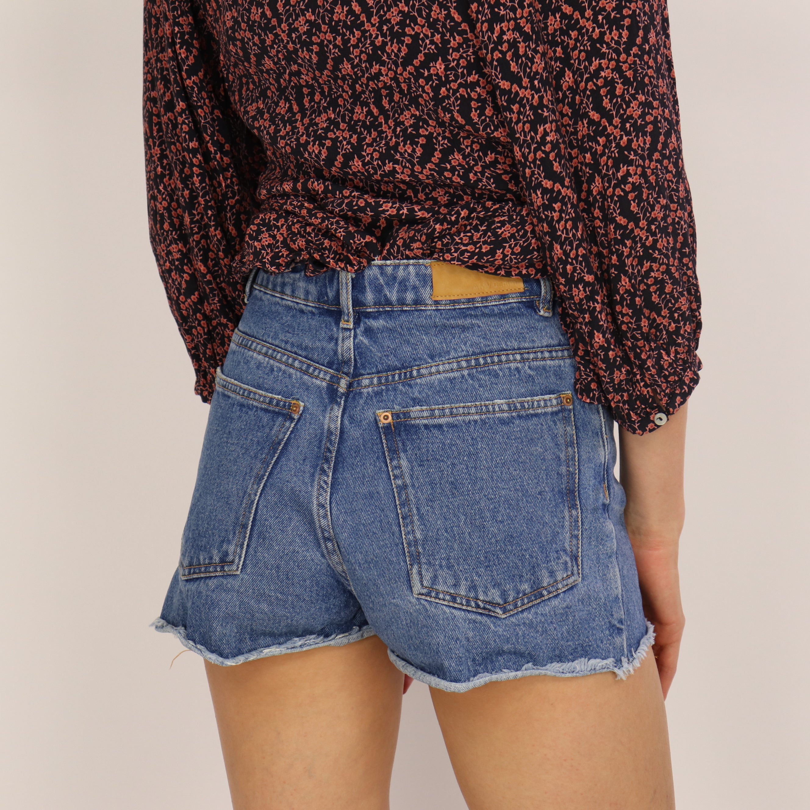 Shorts, Waist 26
