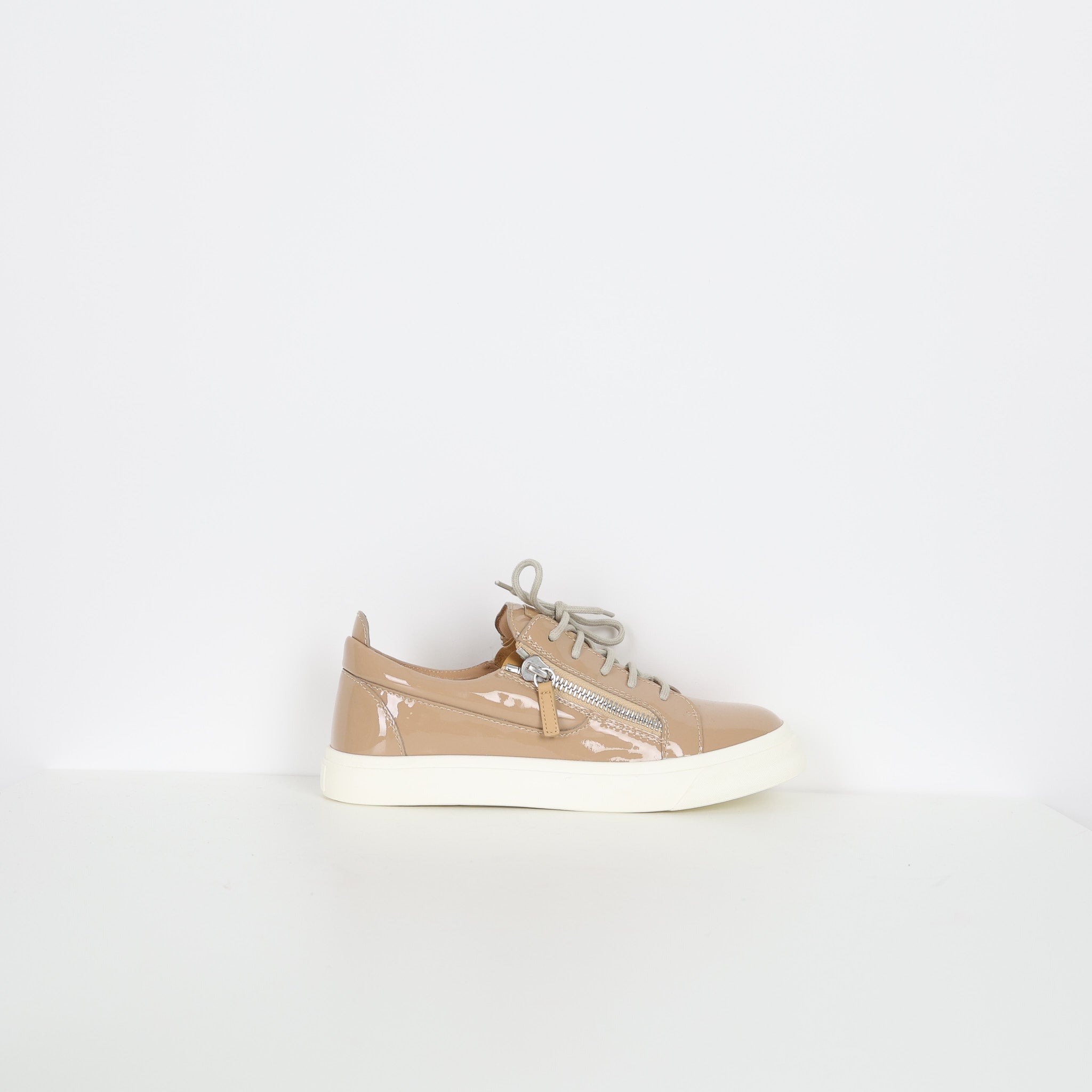 Shoes, Shoe Size 39