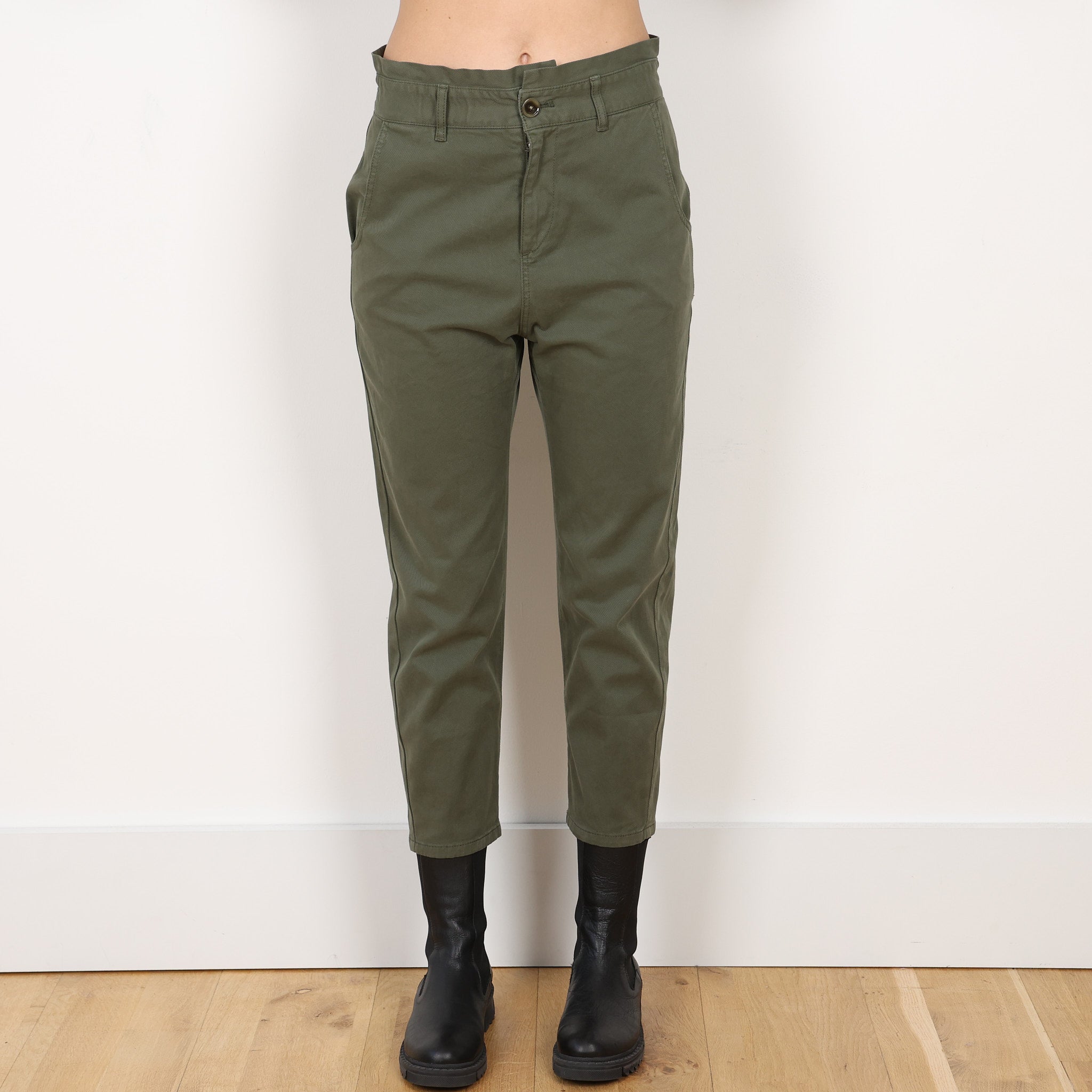 Trousers, UK Size 6