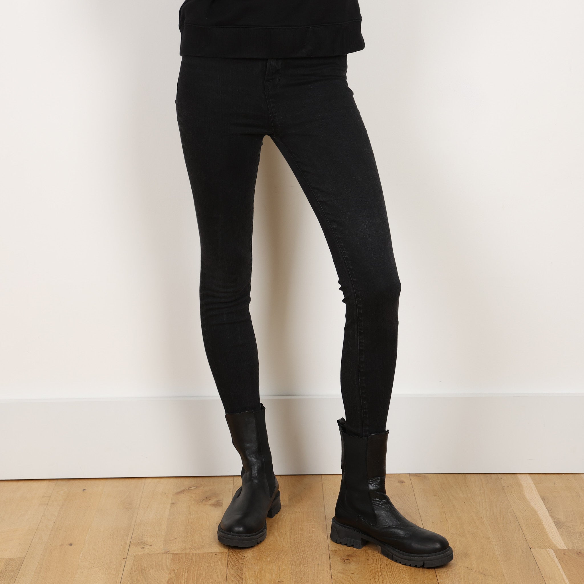 Trousers, Waist 26
