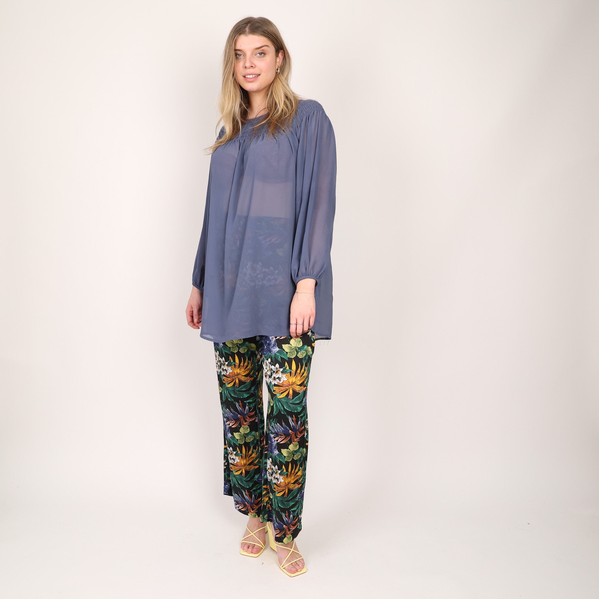 Trousers, UK Size 14
