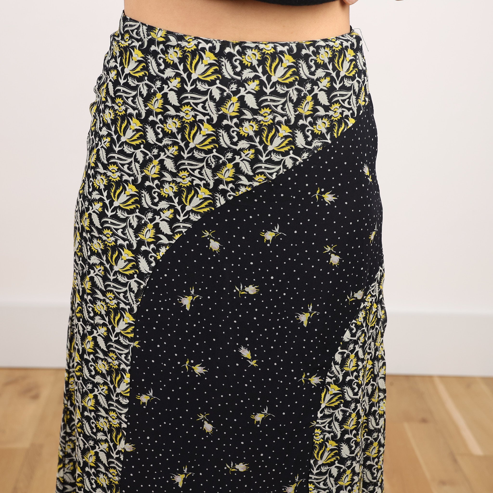 Skirt, UK Size 6