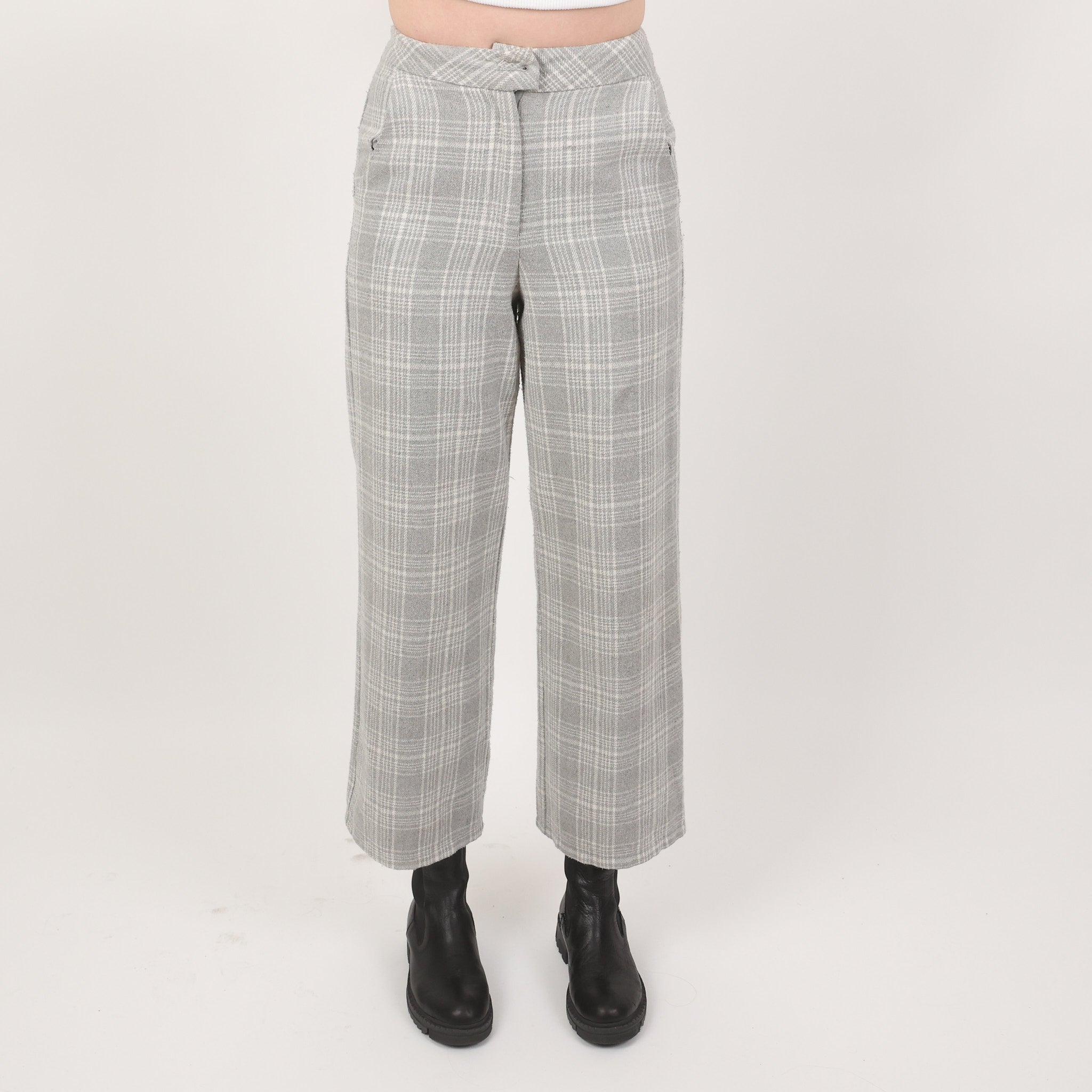 Trousers, UK Size 6