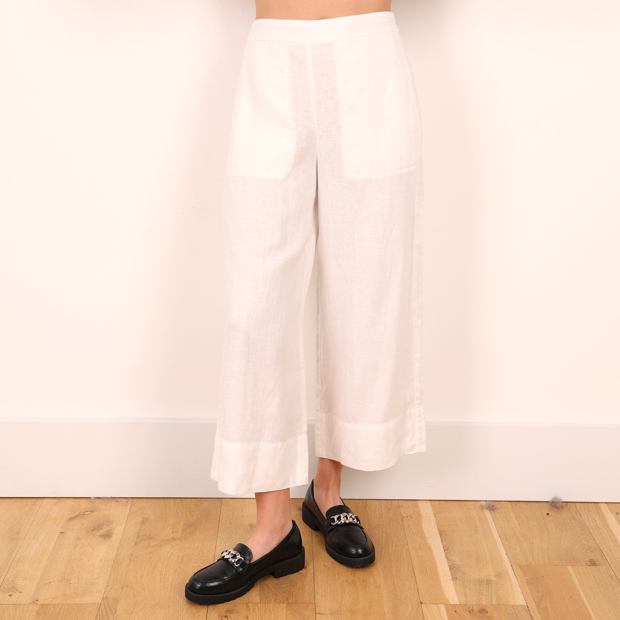 Trousers, UK Size 6