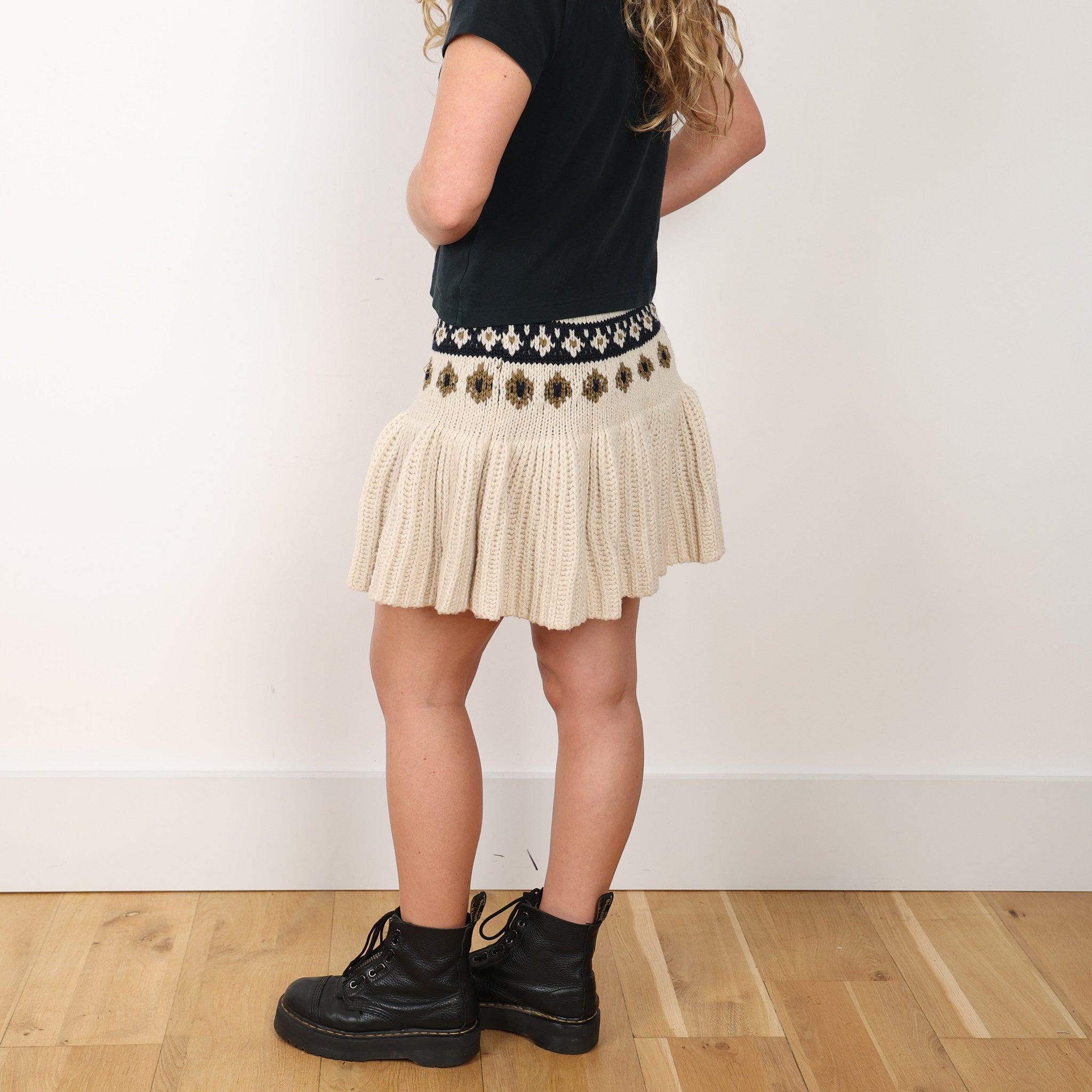 Skirt, UK Size 8