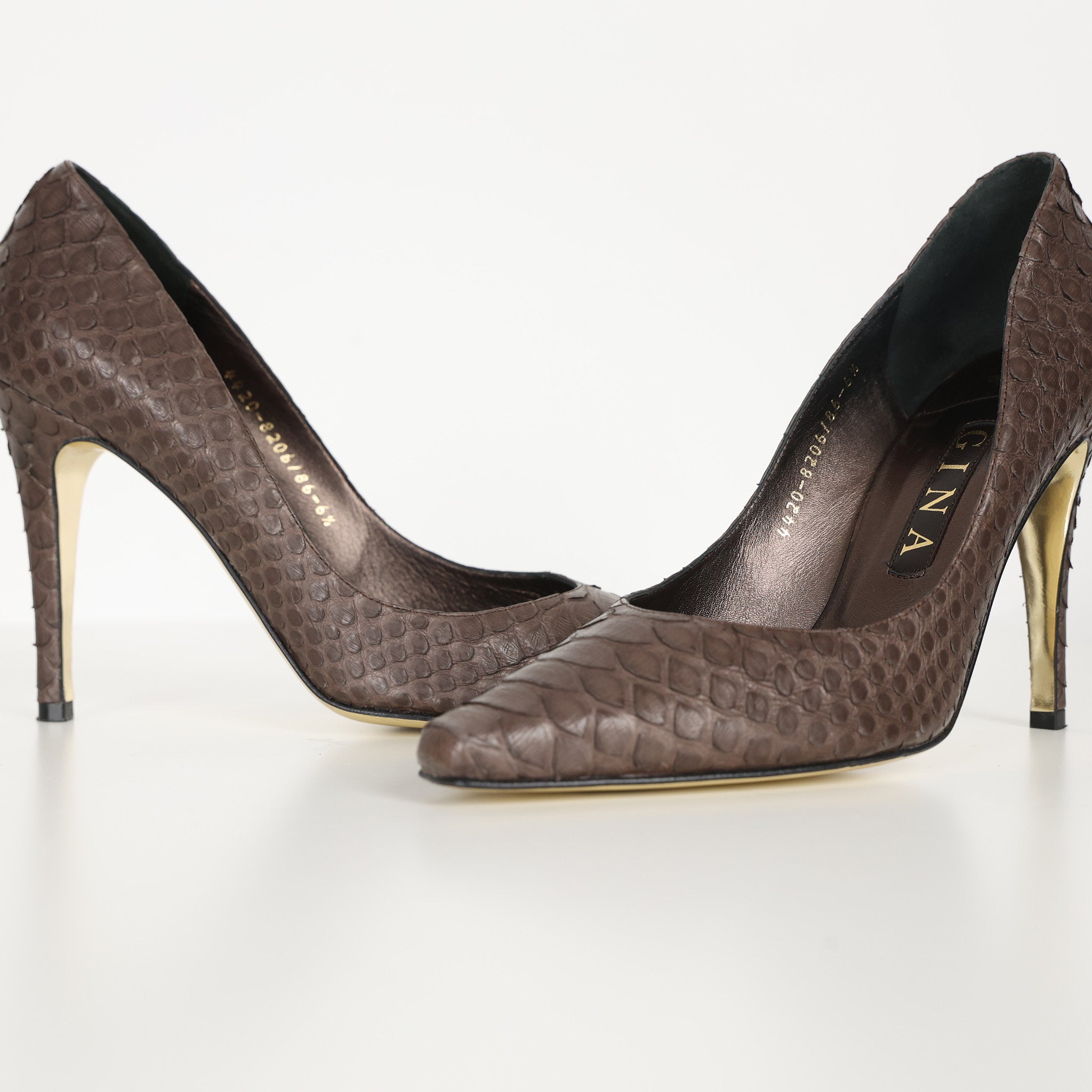 Shoes, UK Size One SizeShoe Size 39