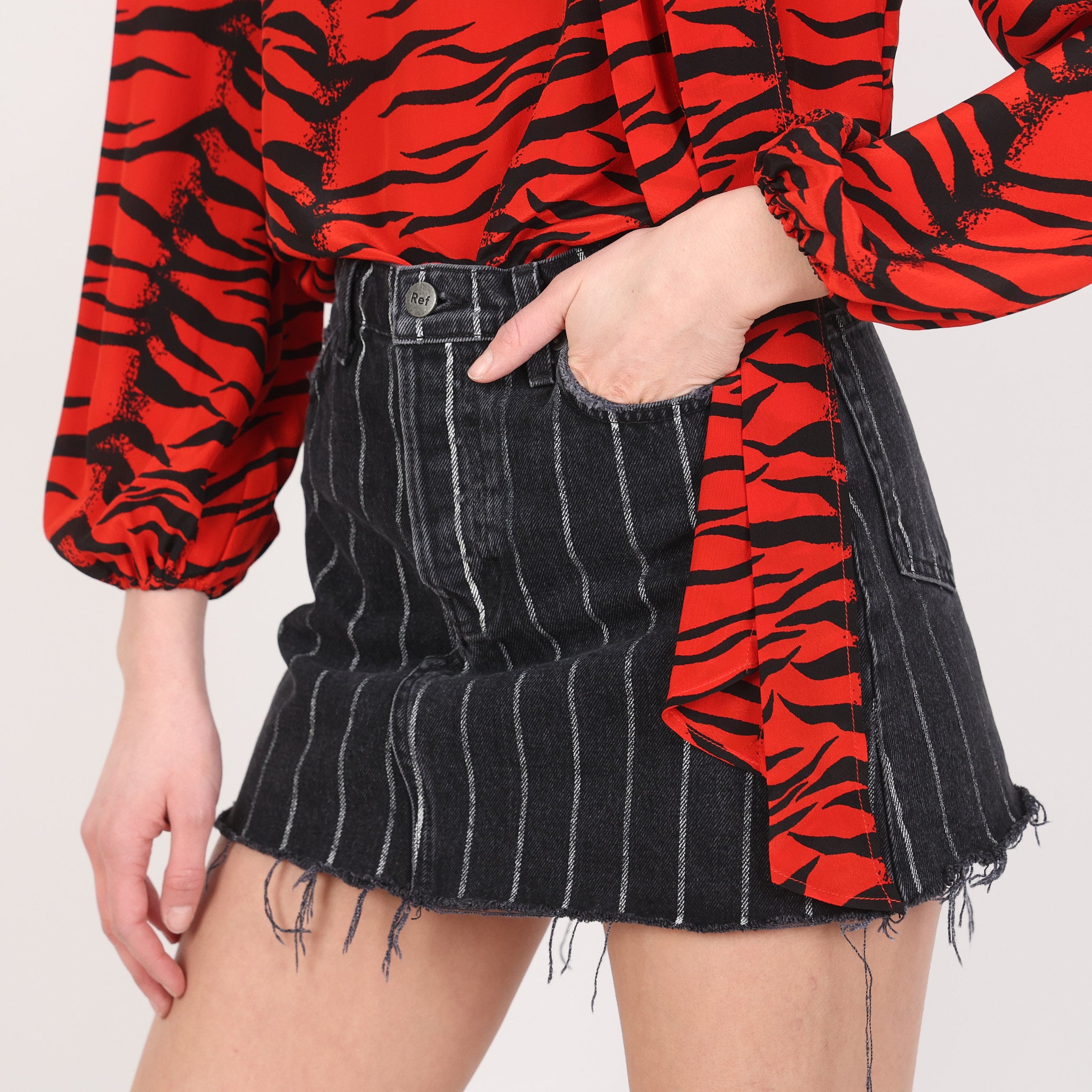 Skirt, Waist 25